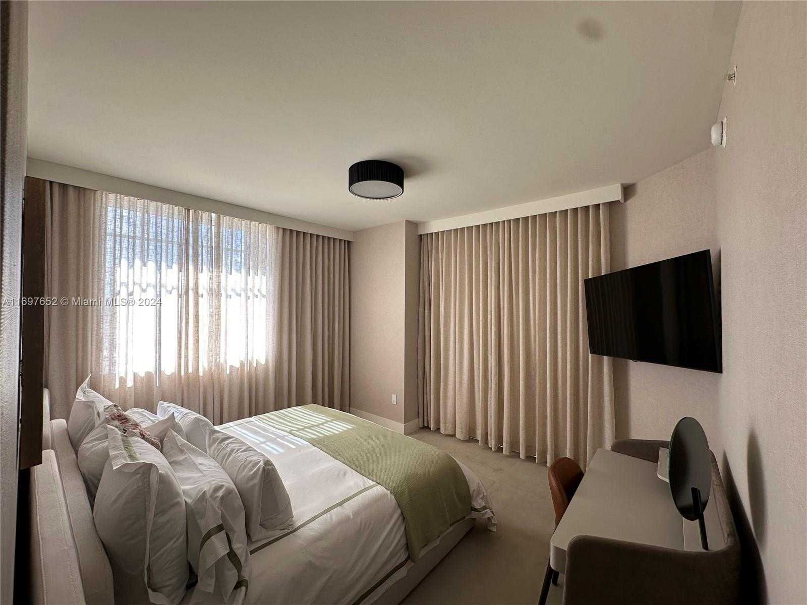 Small Image of 17875 COLLINS AVE #1801, Sunny Isles Beach Number 19