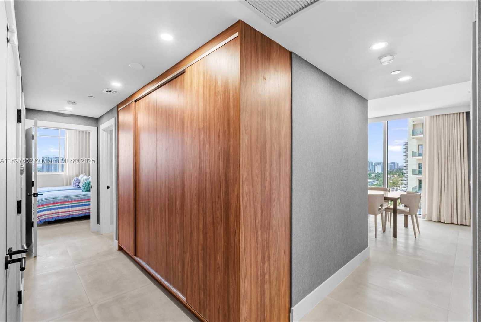 Small Image of 17875 COLLINS AVE #1801, Sunny Isles Beach Number 26