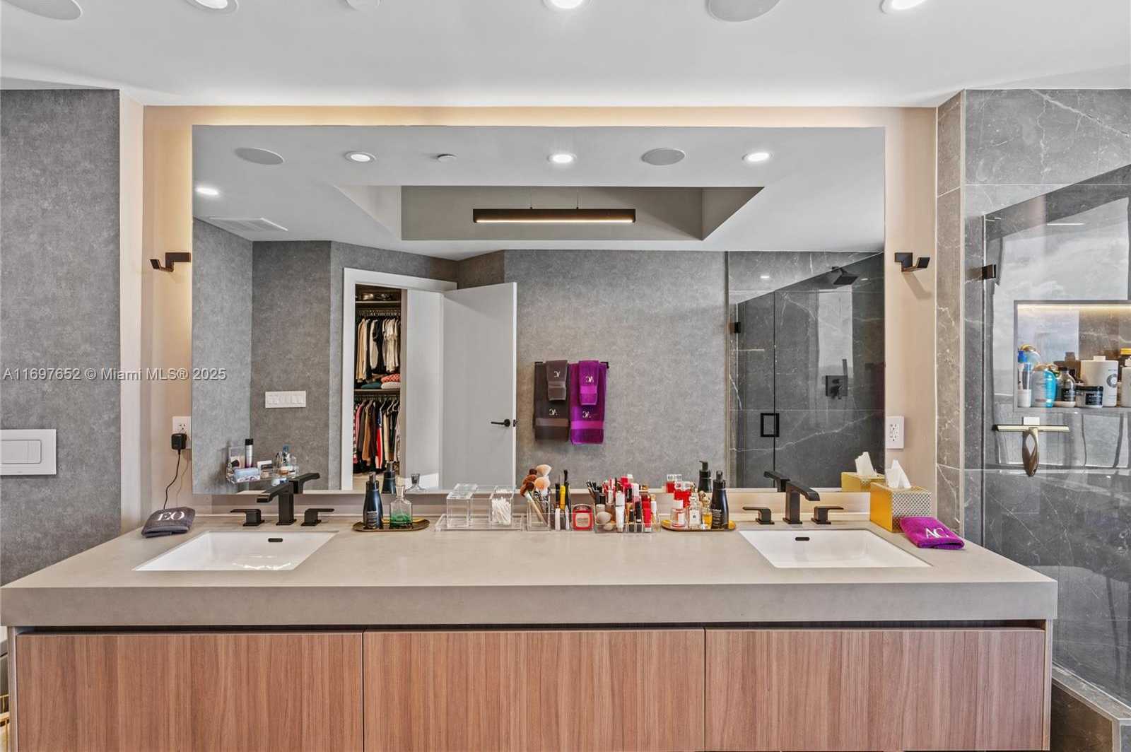 Small Image of 17875 COLLINS AVE #1801, Sunny Isles Beach Number 34