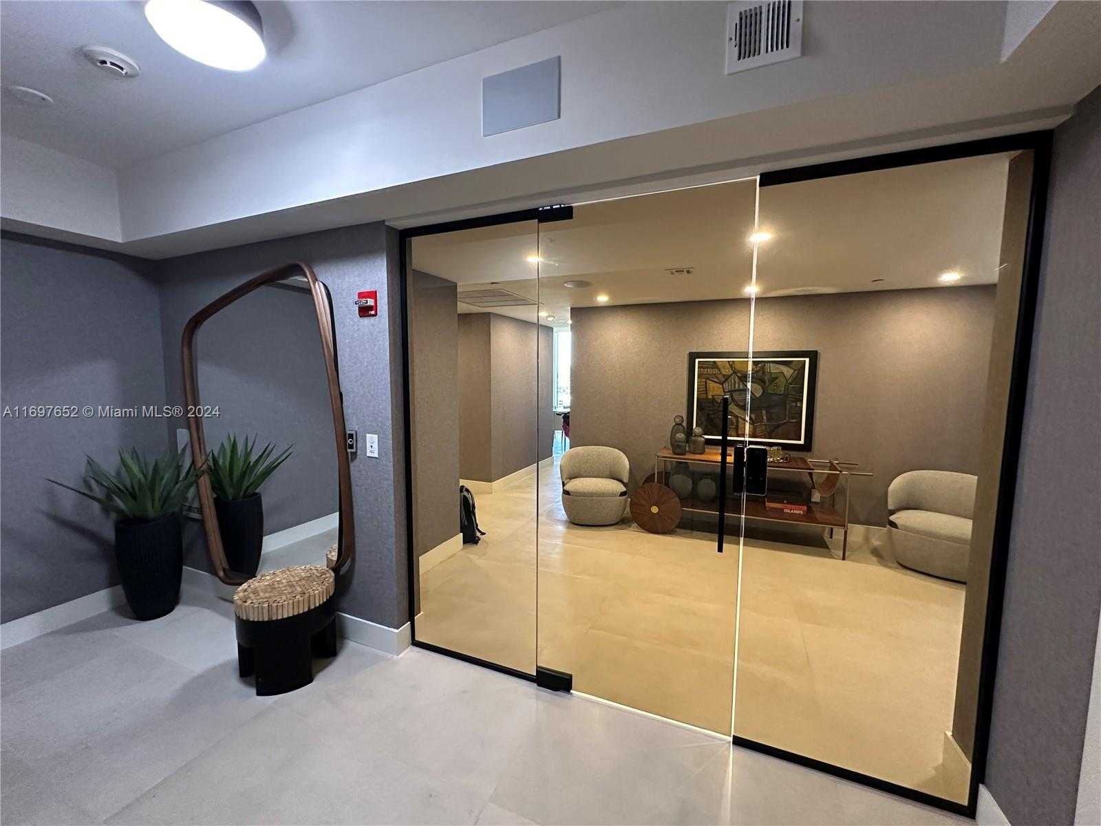 Small Image of 17875 COLLINS AVE #1801, Sunny Isles Beach Number 4