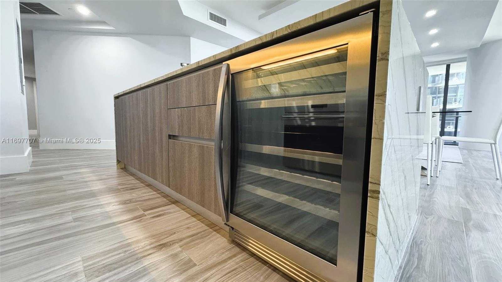Small Image of 801 SOUTH MIAMI AVE #3205/04, Miami Number 10