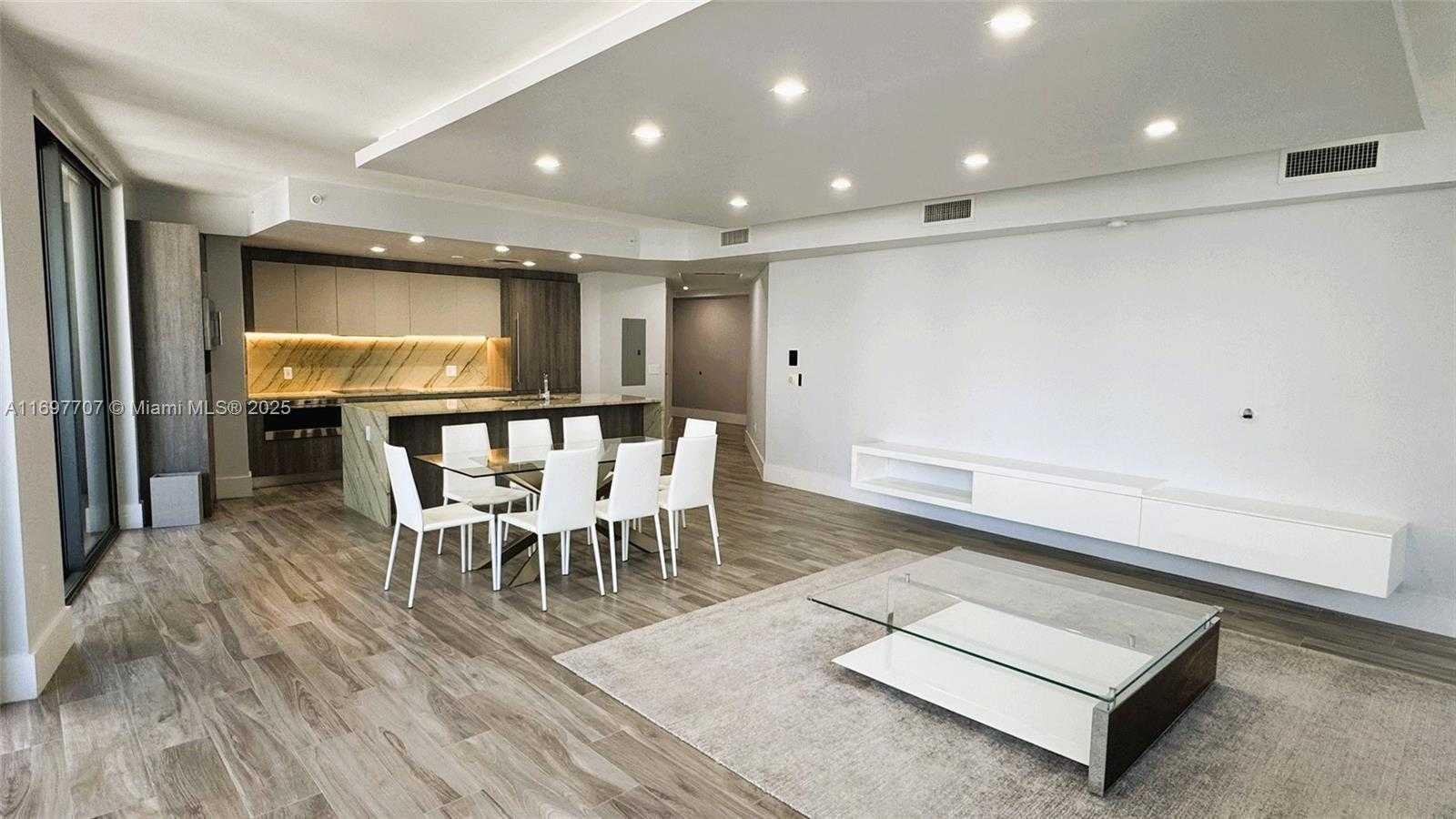 Small Image of 801 SOUTH MIAMI AVE #3205/04, Miami Number 5