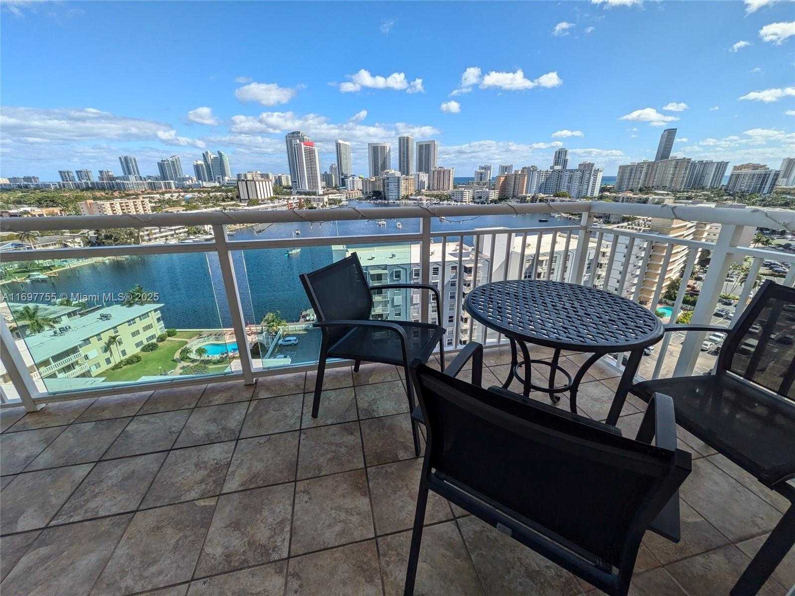 Small Image of 437 GOLDEN ISLES DR #15F, Hallandale Beach Number 16