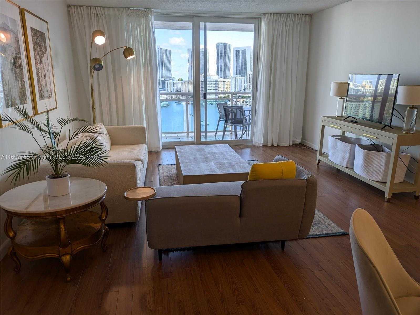 Small Image of 437 GOLDEN ISLES DR #15F, Hallandale Beach Number 8