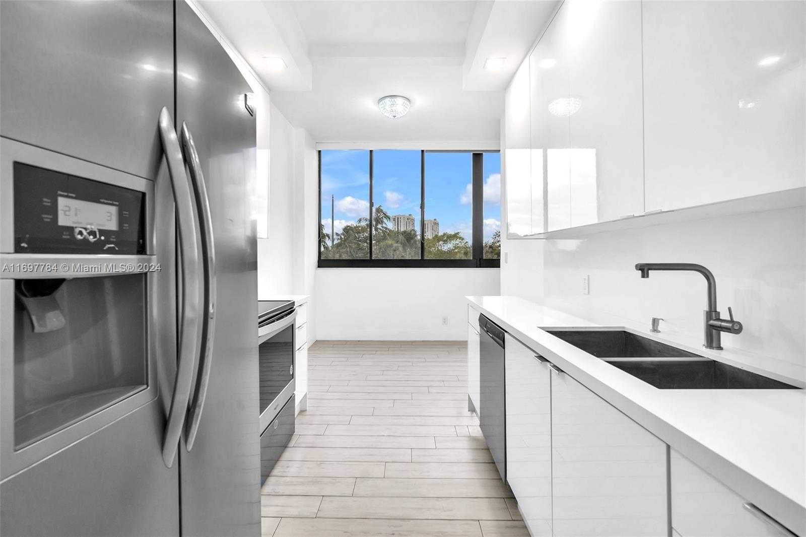 Small Image of 20185 EAST COUNTRY CLUB DR #206, Aventura Number 10