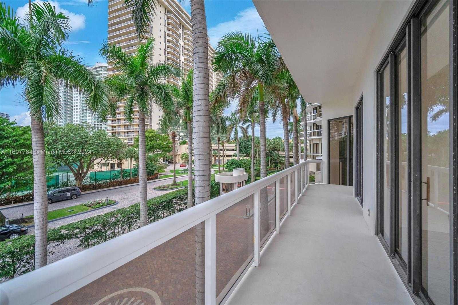 Small Image of 20185 EAST COUNTRY CLUB DR #206, Aventura Number 19
