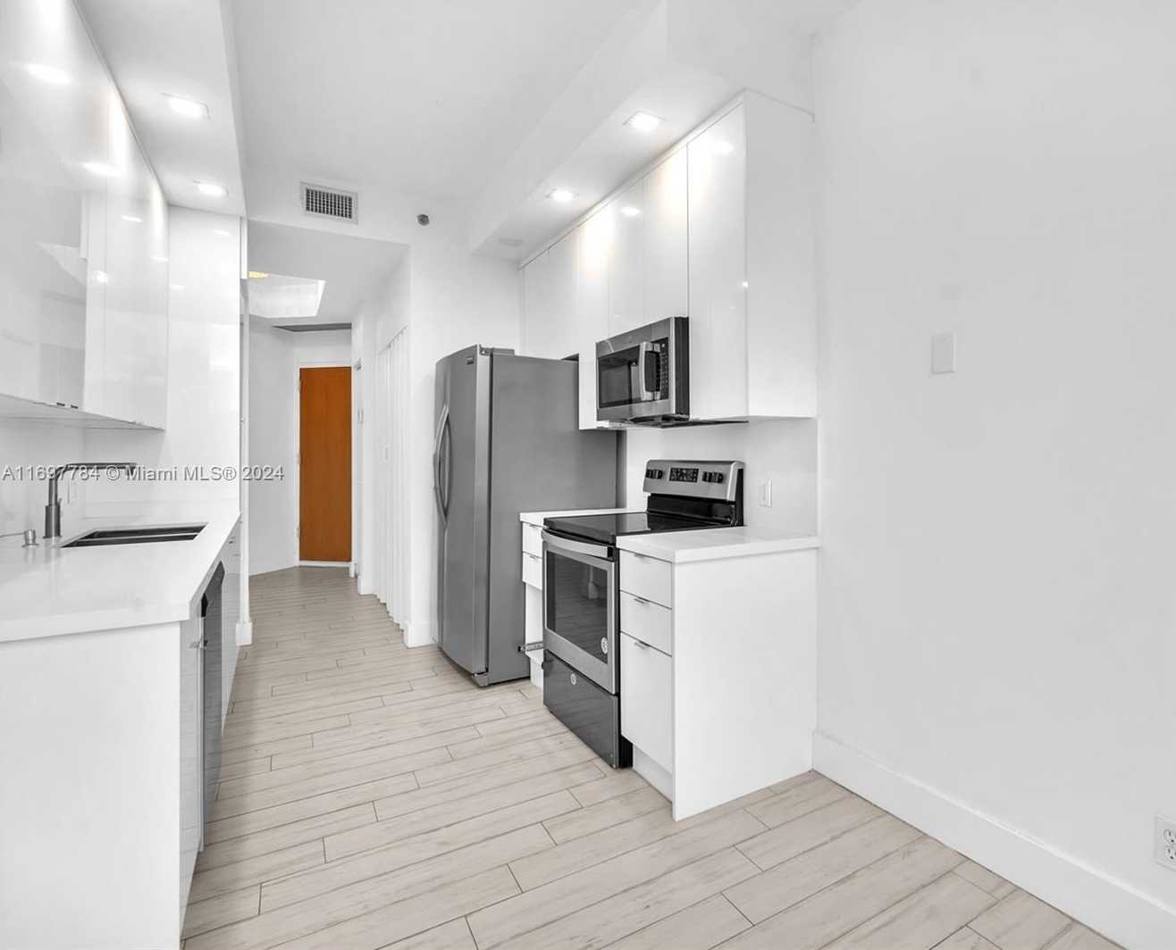Small Image of 20185 EAST COUNTRY CLUB DR #206, Aventura Number 28