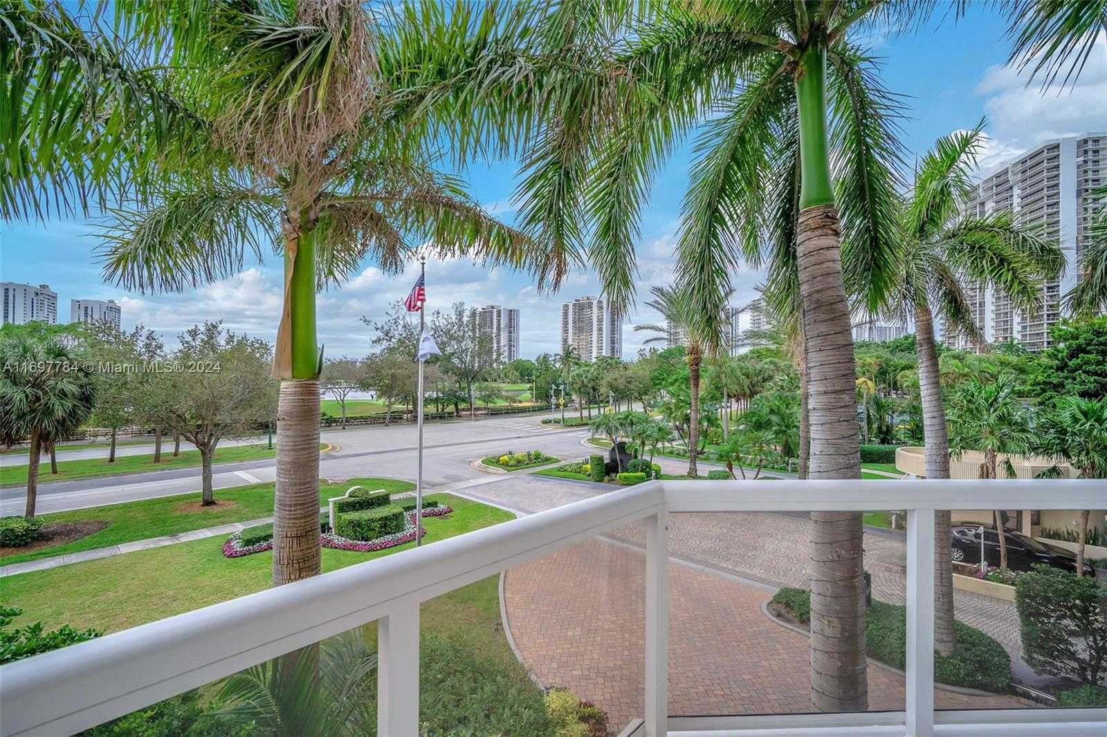 Small Image of 20185 EAST COUNTRY CLUB DR #206, Aventura Number 29