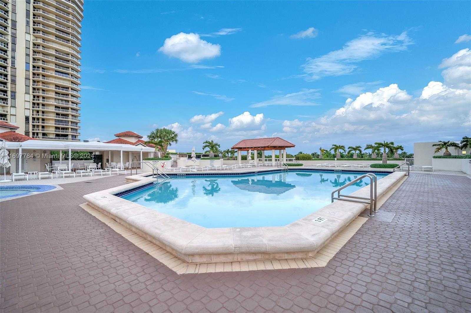 Small Image of 20185 EAST COUNTRY CLUB DR #206, Aventura Number 36