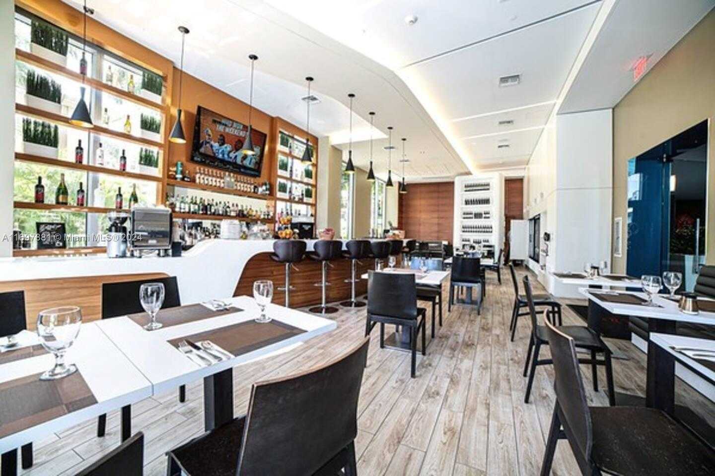 Small Image of 2600 E Hallandale Beach Blvd, Hallandale Beach, FL 33009, USA Number 23