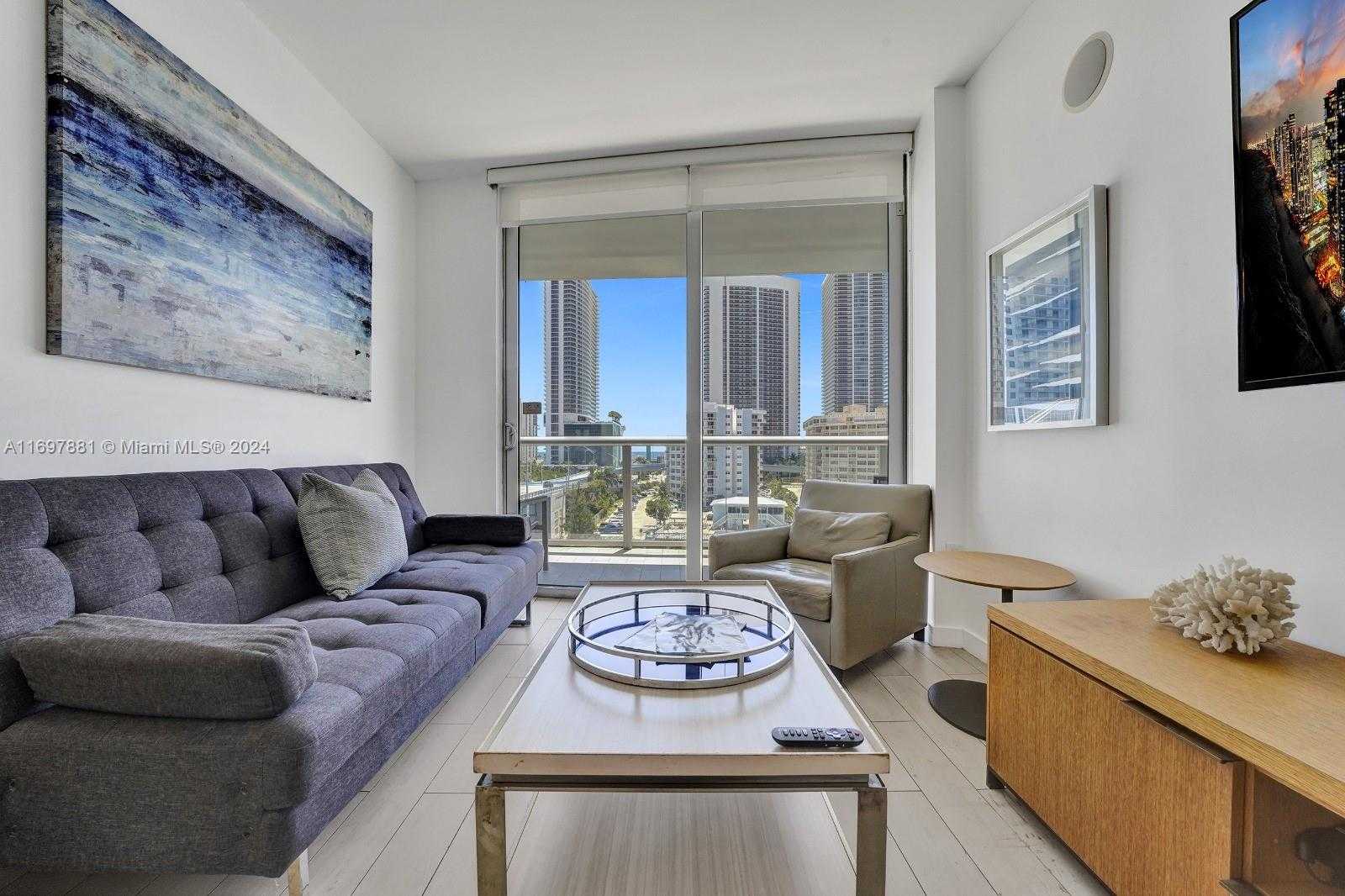 Small Image of 2600 E Hallandale Beach Blvd, Hallandale Beach, FL 33009, USA Number 8