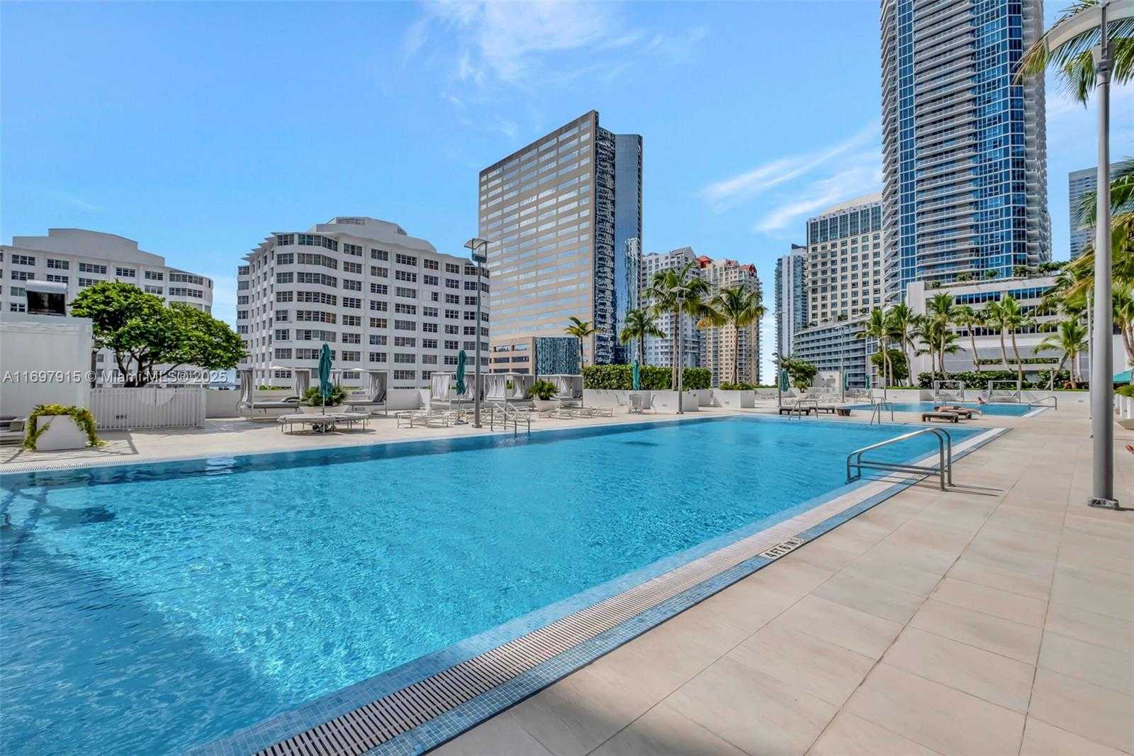 Small Image of 950 BRICKELL BAY DR #1102, Miami Number 16