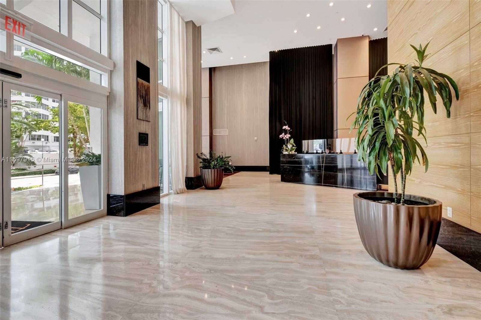 Small Image of 950 BRICKELL BAY DR #1102, Miami Number 40