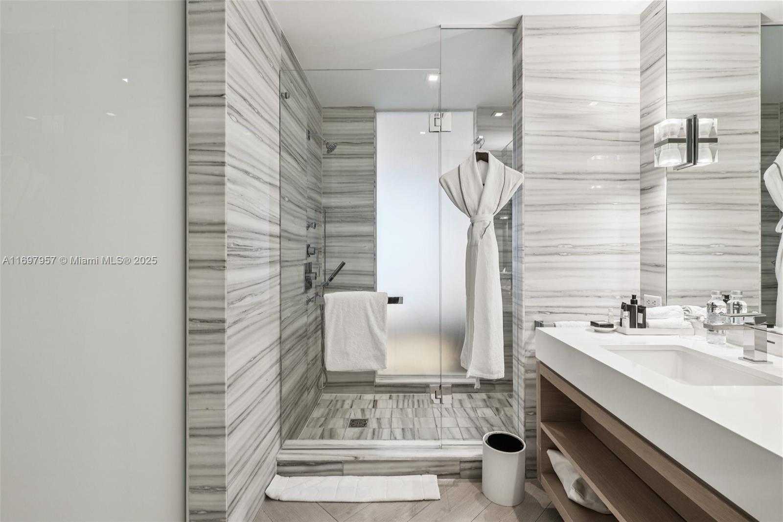 Small Image of 2201 COLLINS AVE #623, Miami Beach Number 19