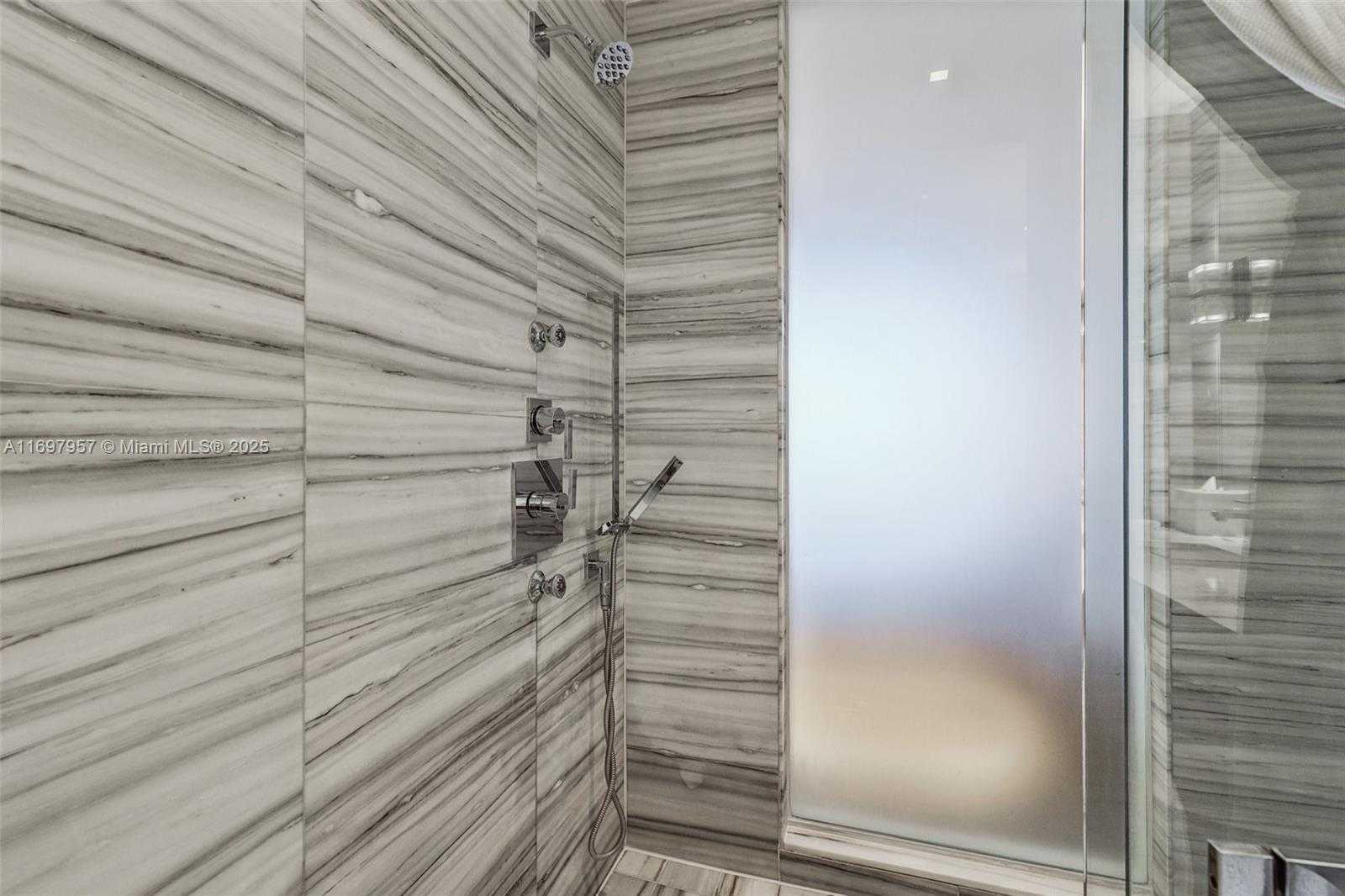 Small Image of 2201 COLLINS AVE #623, Miami Beach Number 20