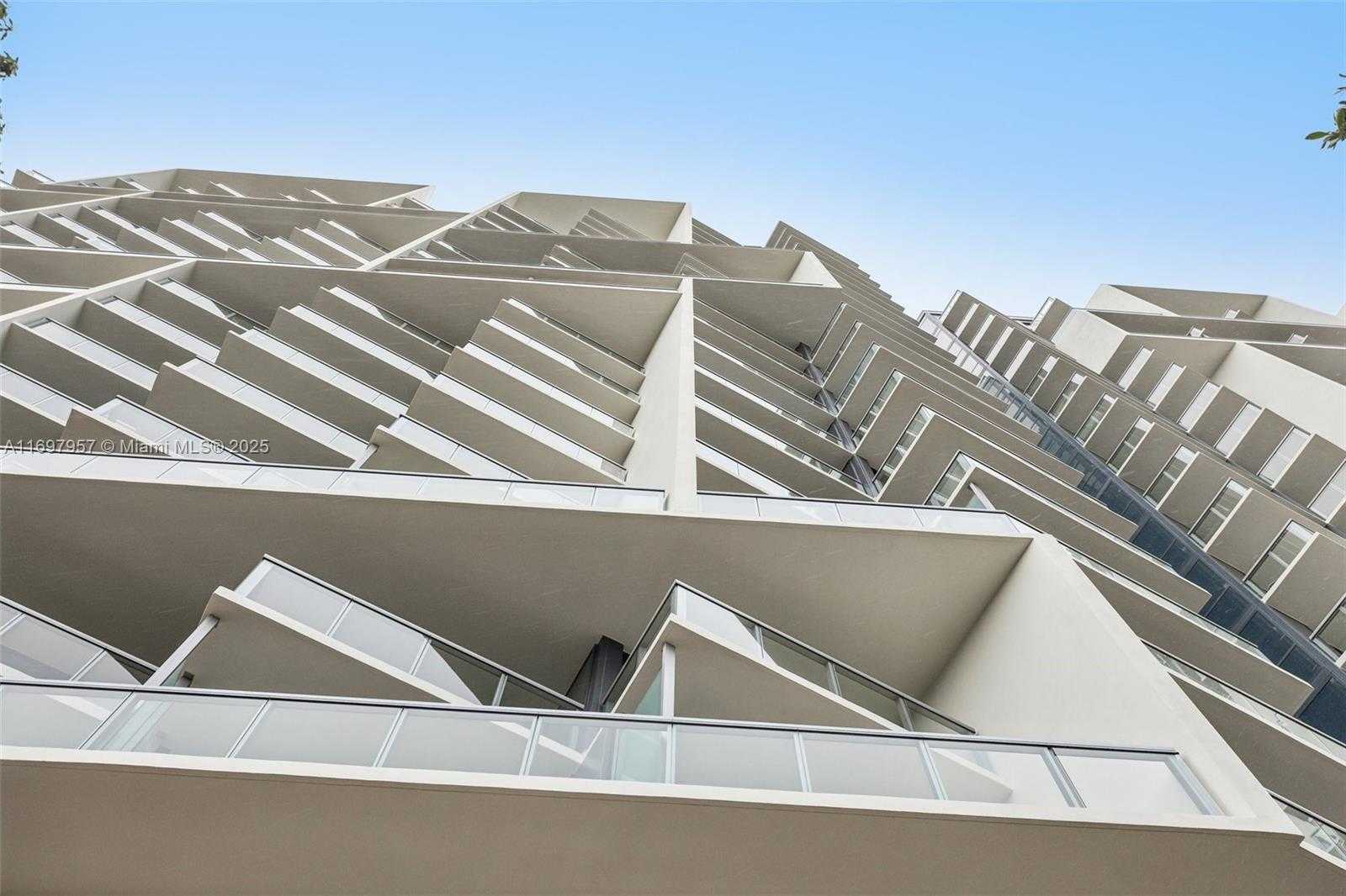 Small Image of 2201 COLLINS AVE #623, Miami Beach Number 26