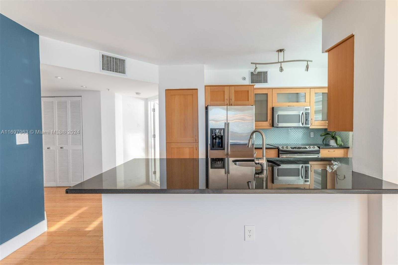 Small Image of 90 ALTON RD #1712, Miami Beach Number 27
