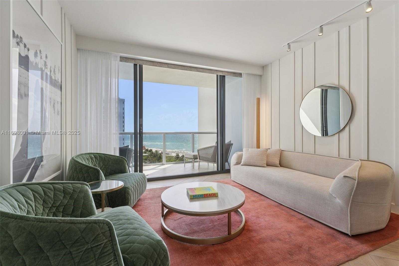 Small Image of 2201 COLLINS AVE #1013, Miami Beach Number 2