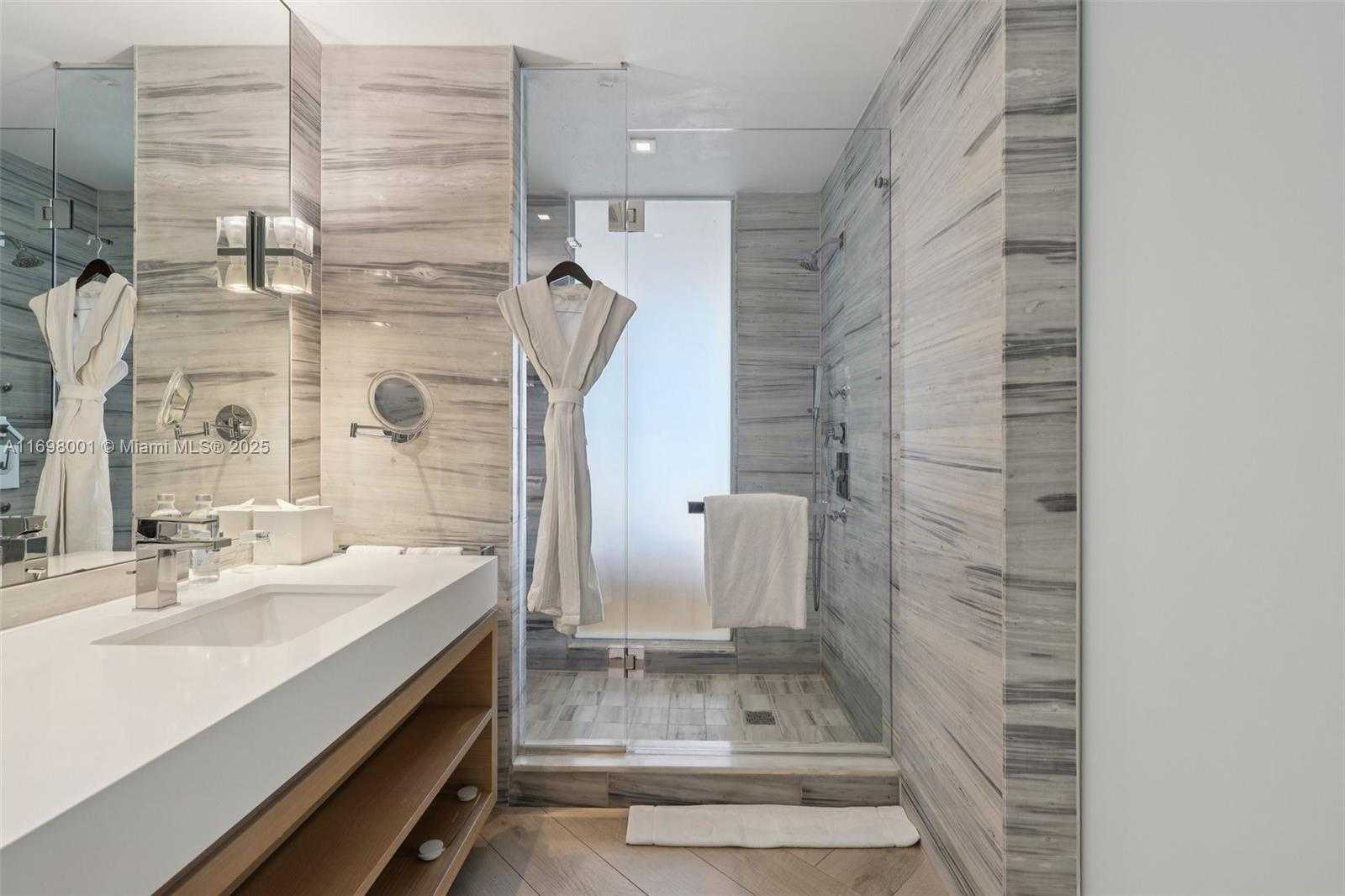 Small Image of 2201 COLLINS AVE #1013, Miami Beach Number 22