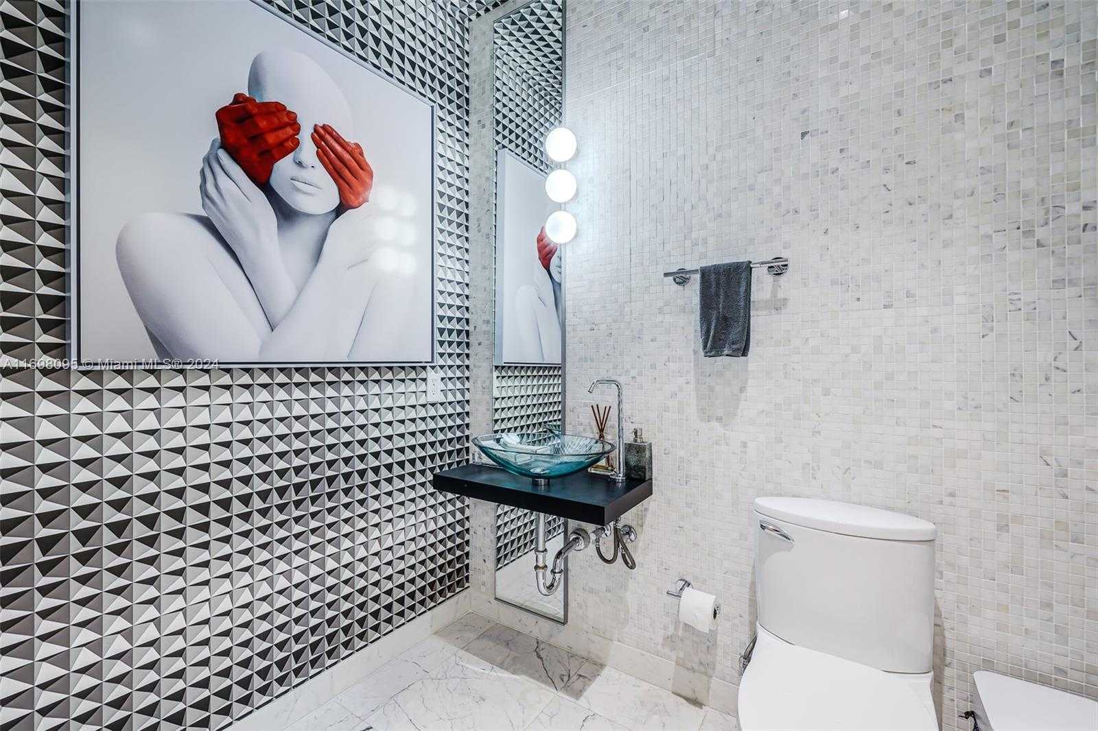 Small Image of 200 BISCAYNE BOULEVARD WAY #5301, Miami Number 11