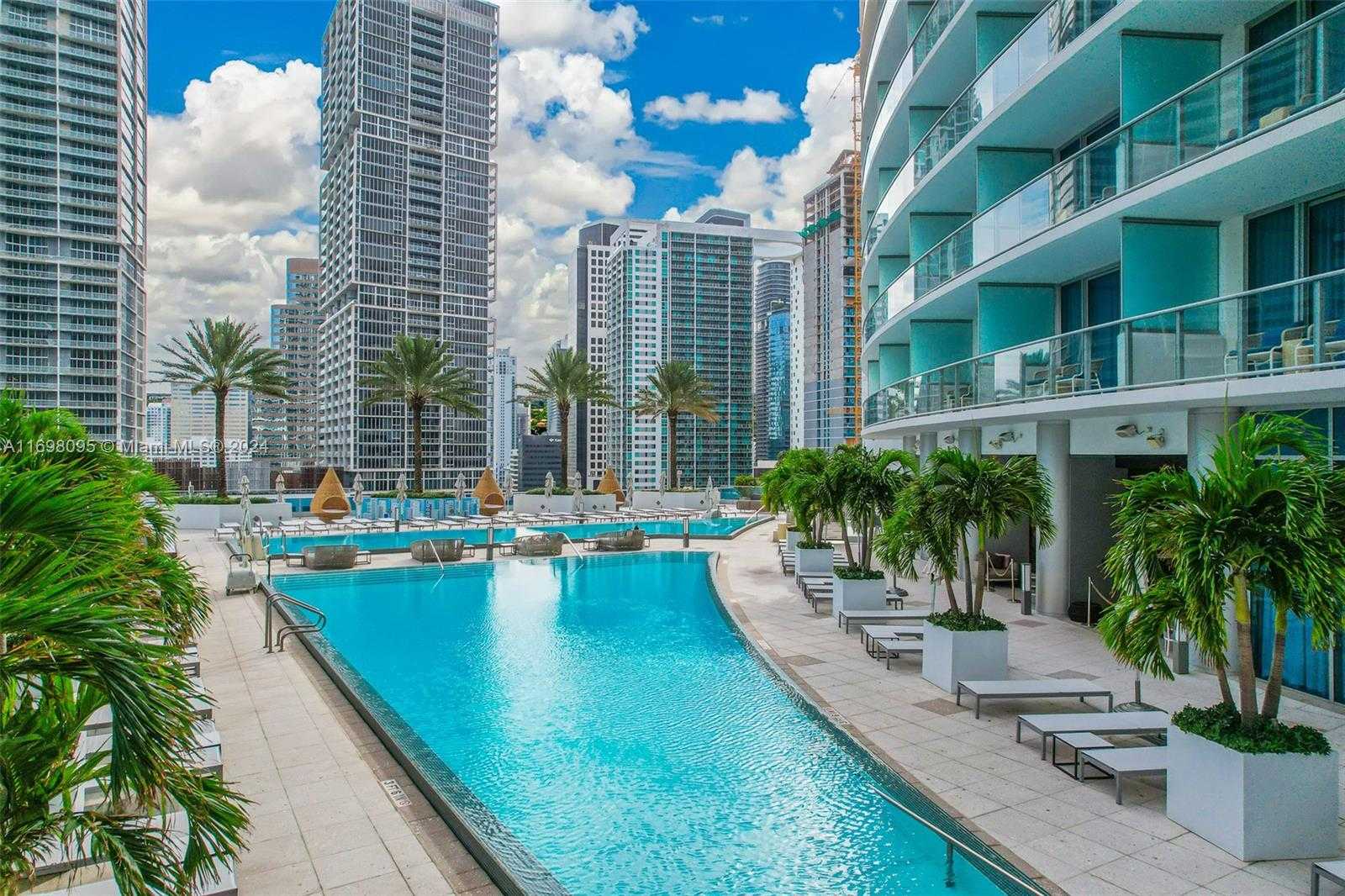 Small Image of 200 BISCAYNE BOULEVARD WAY #5301, Miami Number 15