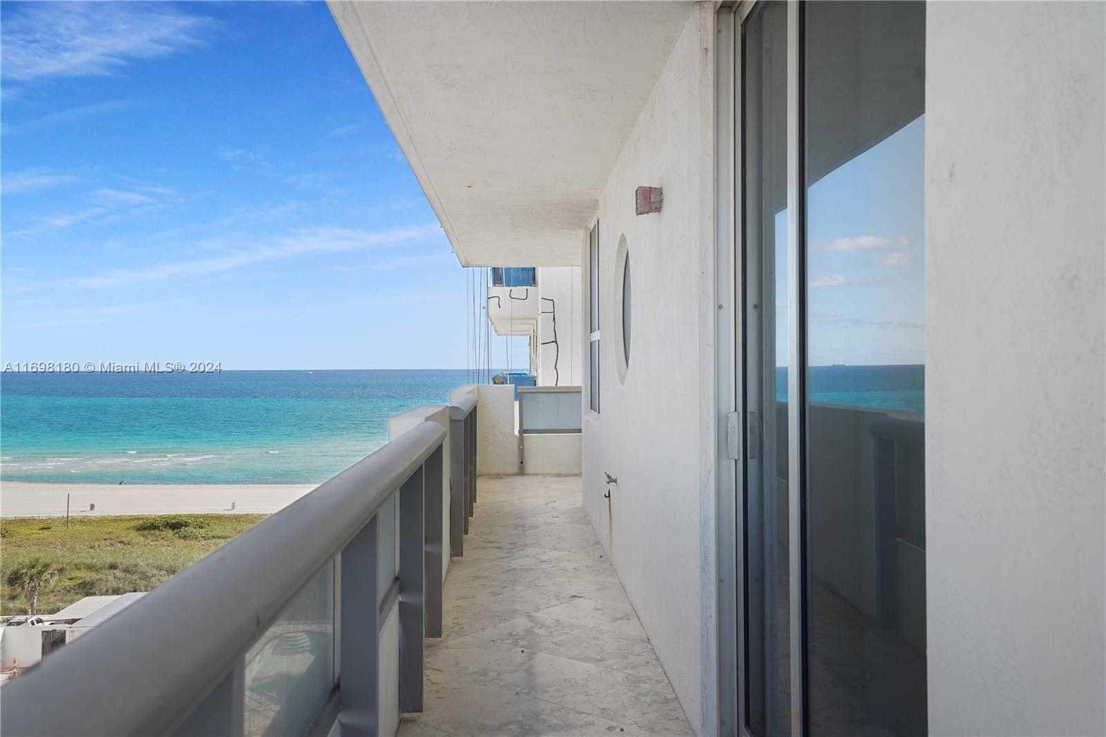 Small Image of 5801 Collins Ave, Miami Beach, FL 33140, USA Number 20