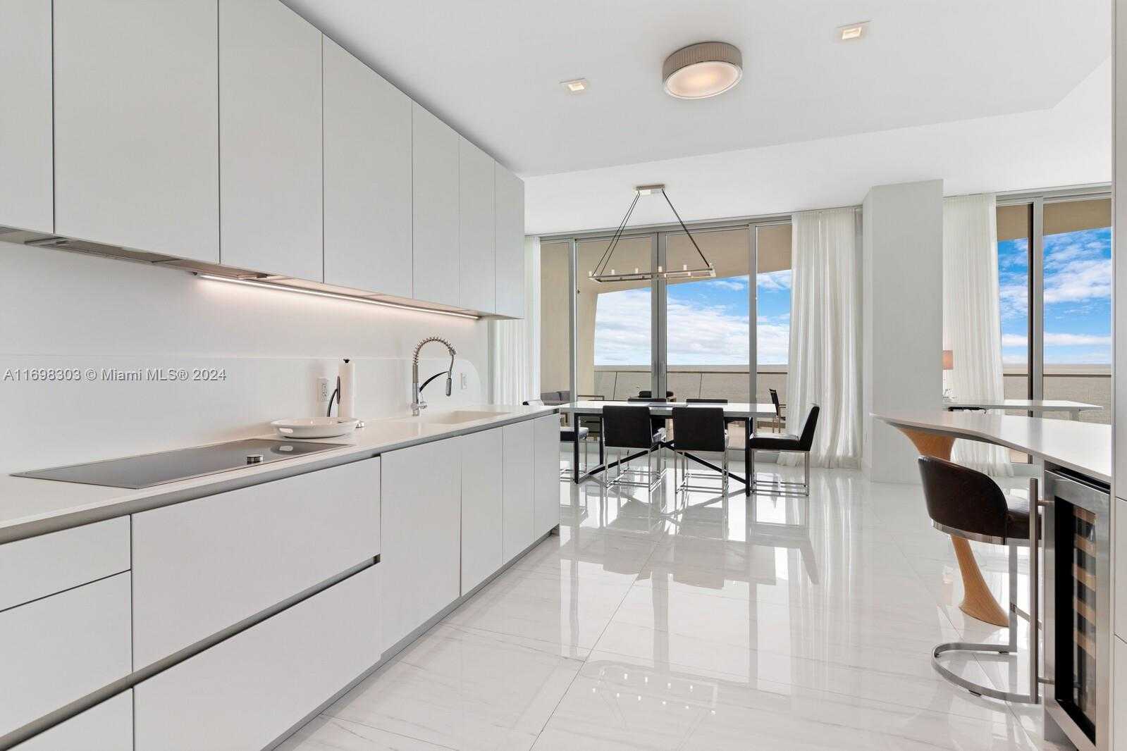 Small Image of 16901 COLLINS AVE #1402, Sunny Isles Beach Number 10