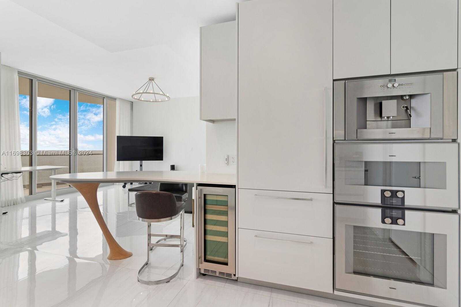 Small Image of 16901 COLLINS AVE #1402, Sunny Isles Beach Number 47