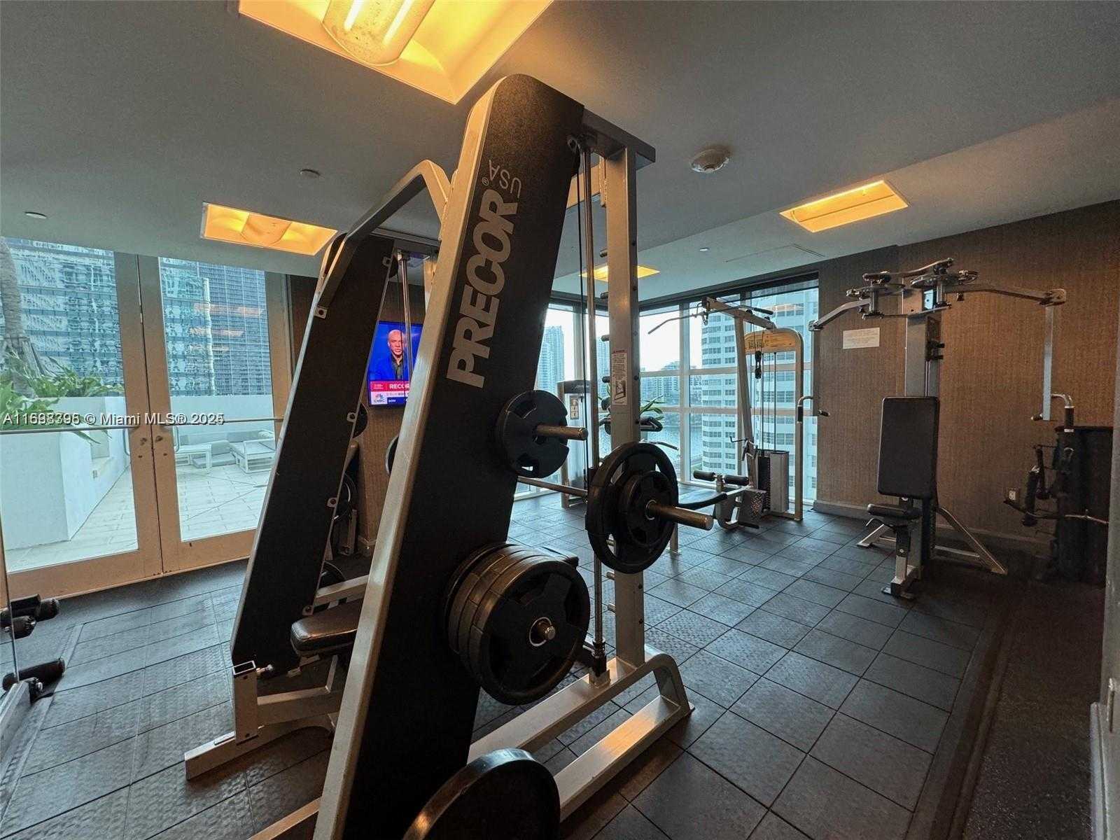 Small Image of 950 BRICKELL BAY DR #802, Miami Number 39