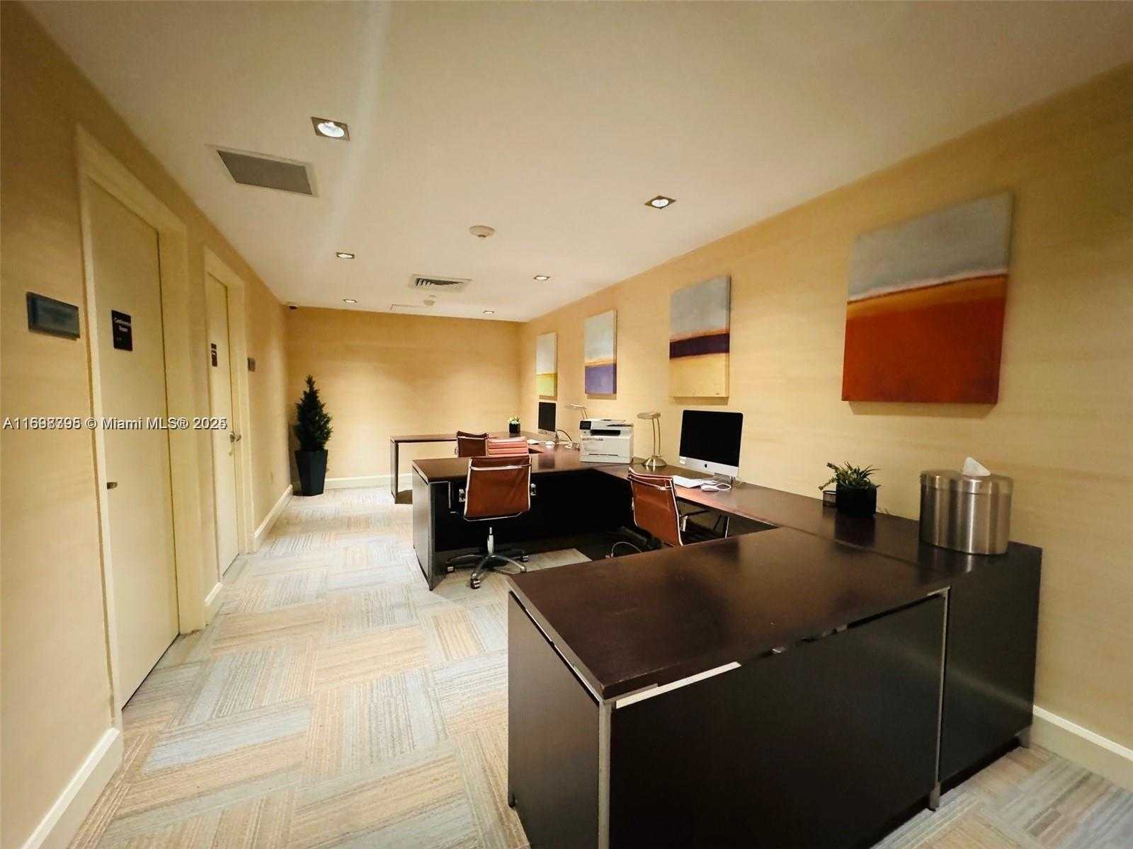 Small Image of 950 BRICKELL BAY DR #802, Miami Number 51
