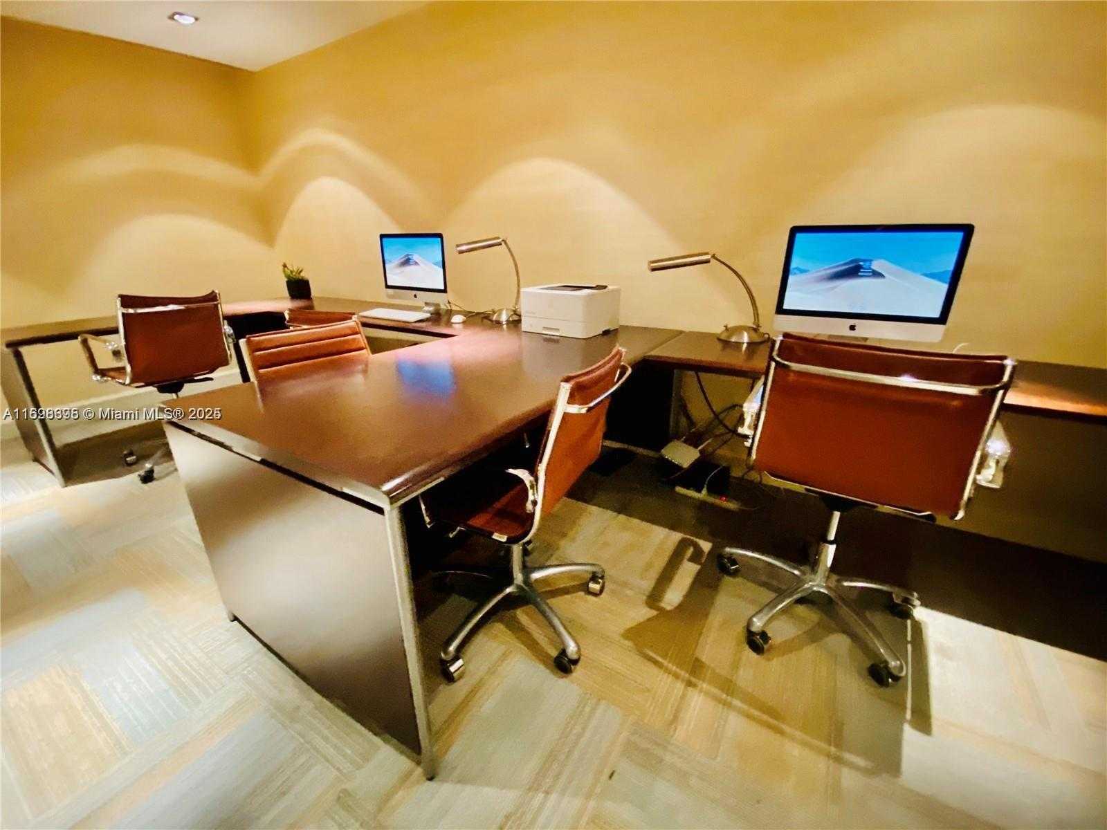 Small Image of 950 BRICKELL BAY DR #802, Miami Number 52