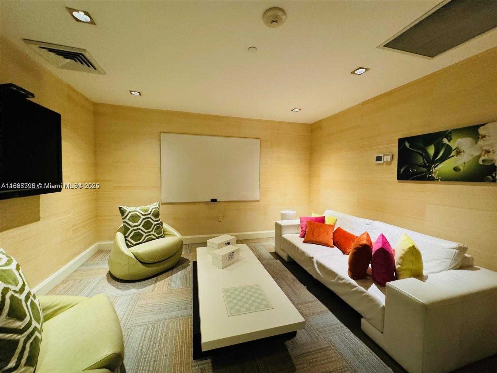 Small Image of 950 BRICKELL BAY DR #802, Miami Number 67