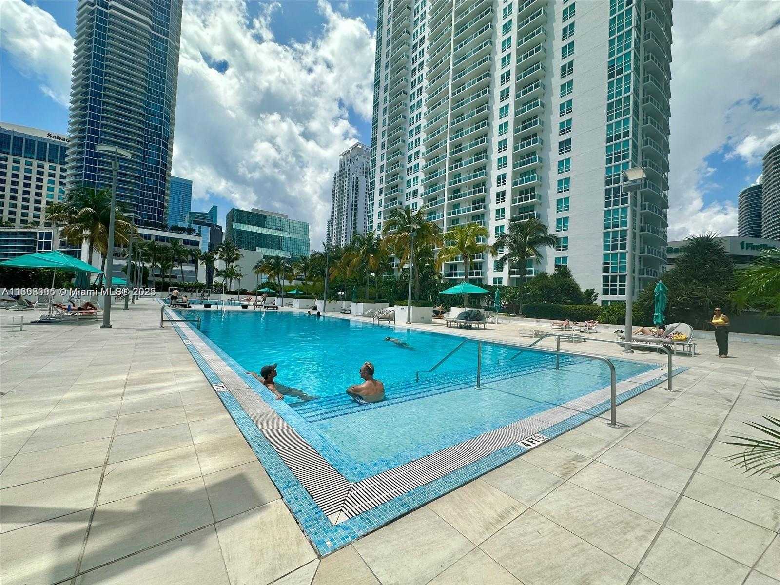 Small Image of 950 BRICKELL BAY DR #802, Miami Number 77