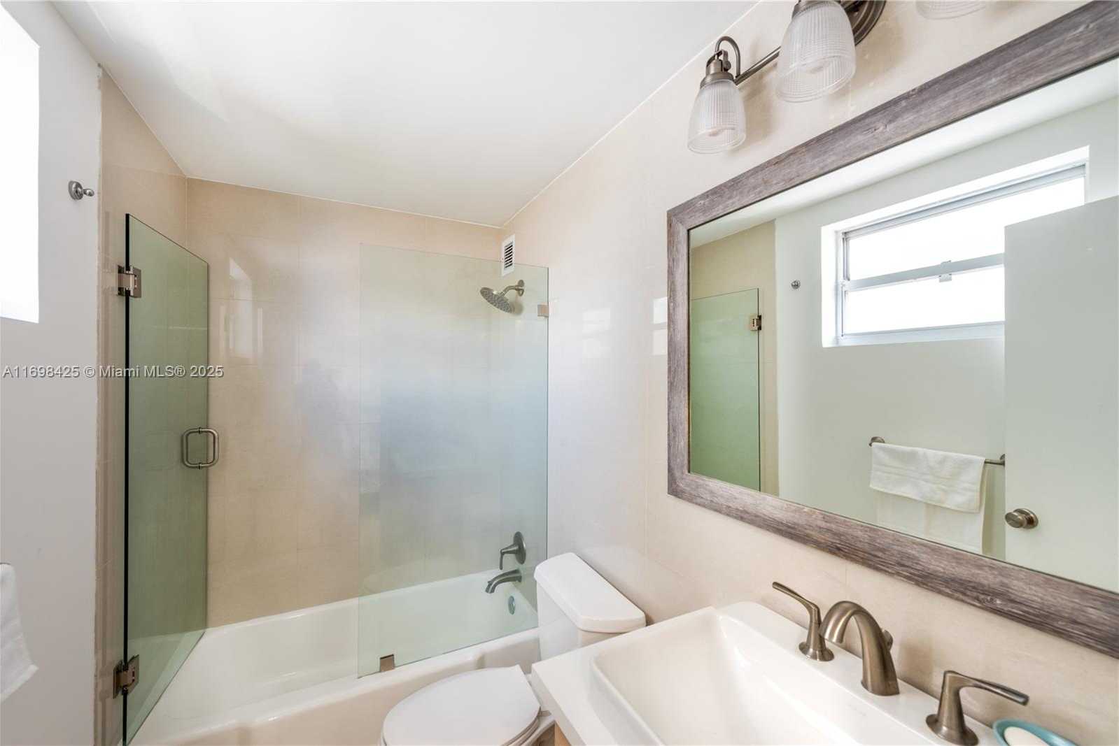 Small Image of 9102 WEST BAY HARBOR DR #5-D, Bay Harbor Islands Number 17