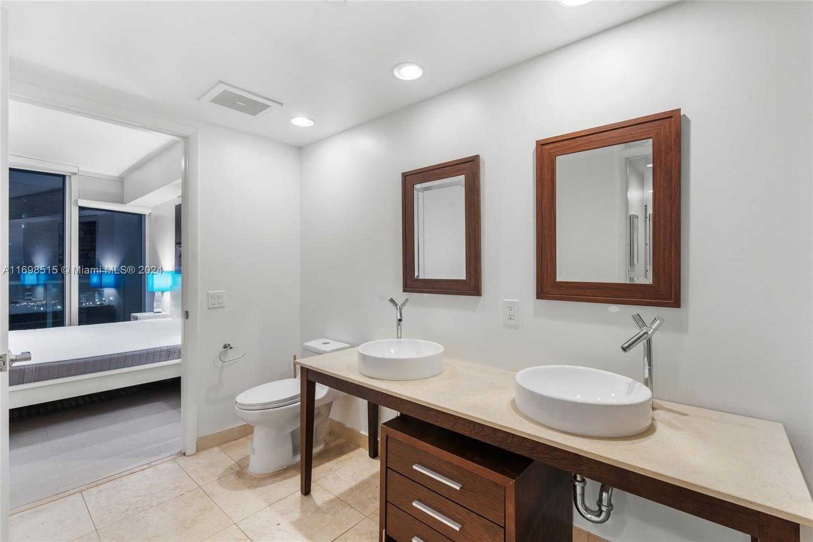 Small Image of 485 BRICKELL AVE #2003, Miami Number 11