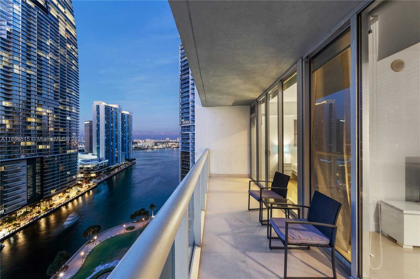 Small Image of 485 BRICKELL AVE #2003, Miami Number 2