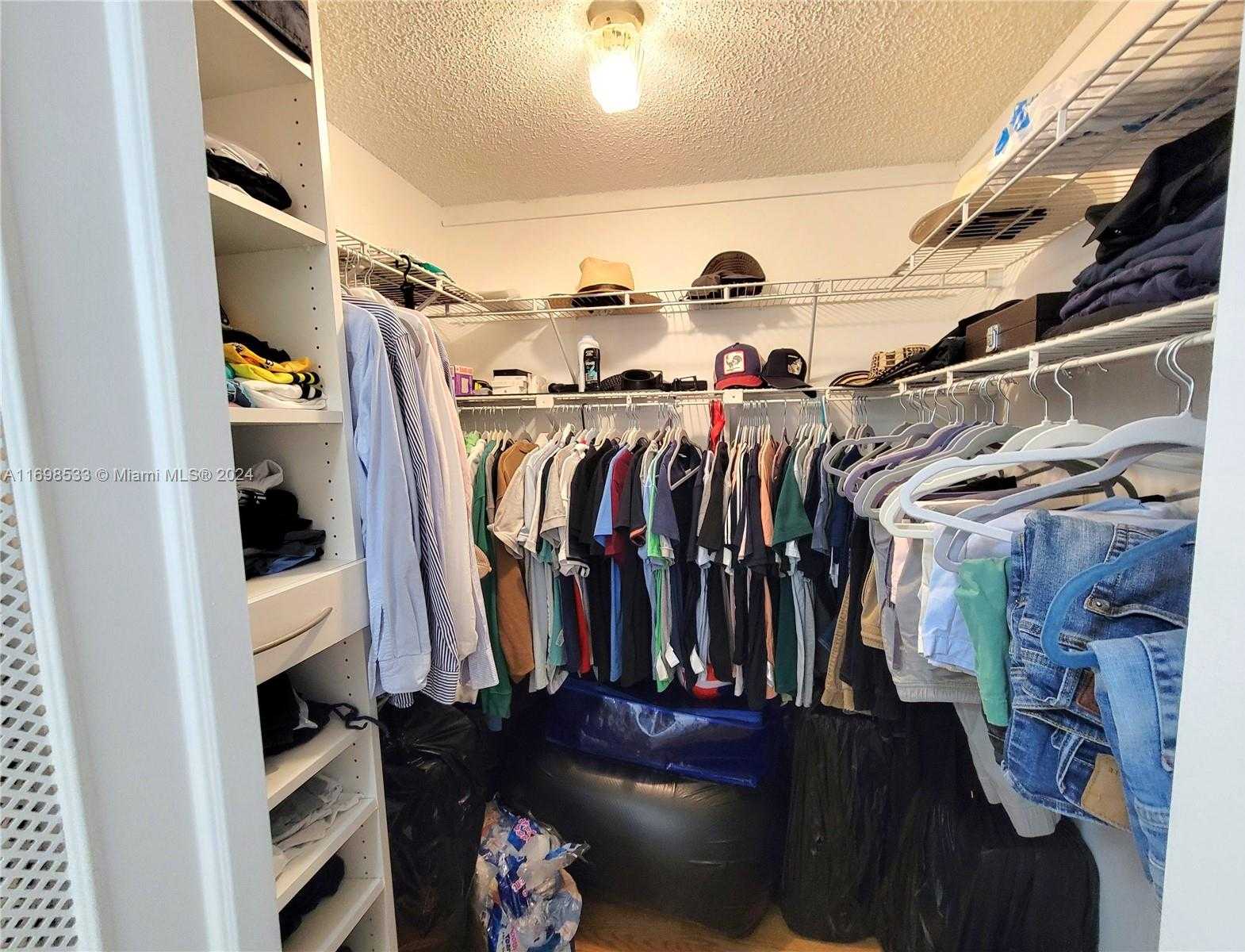 Small Image of 17011 NORTH BAY RD #906, Sunny Isles Beach Number 14