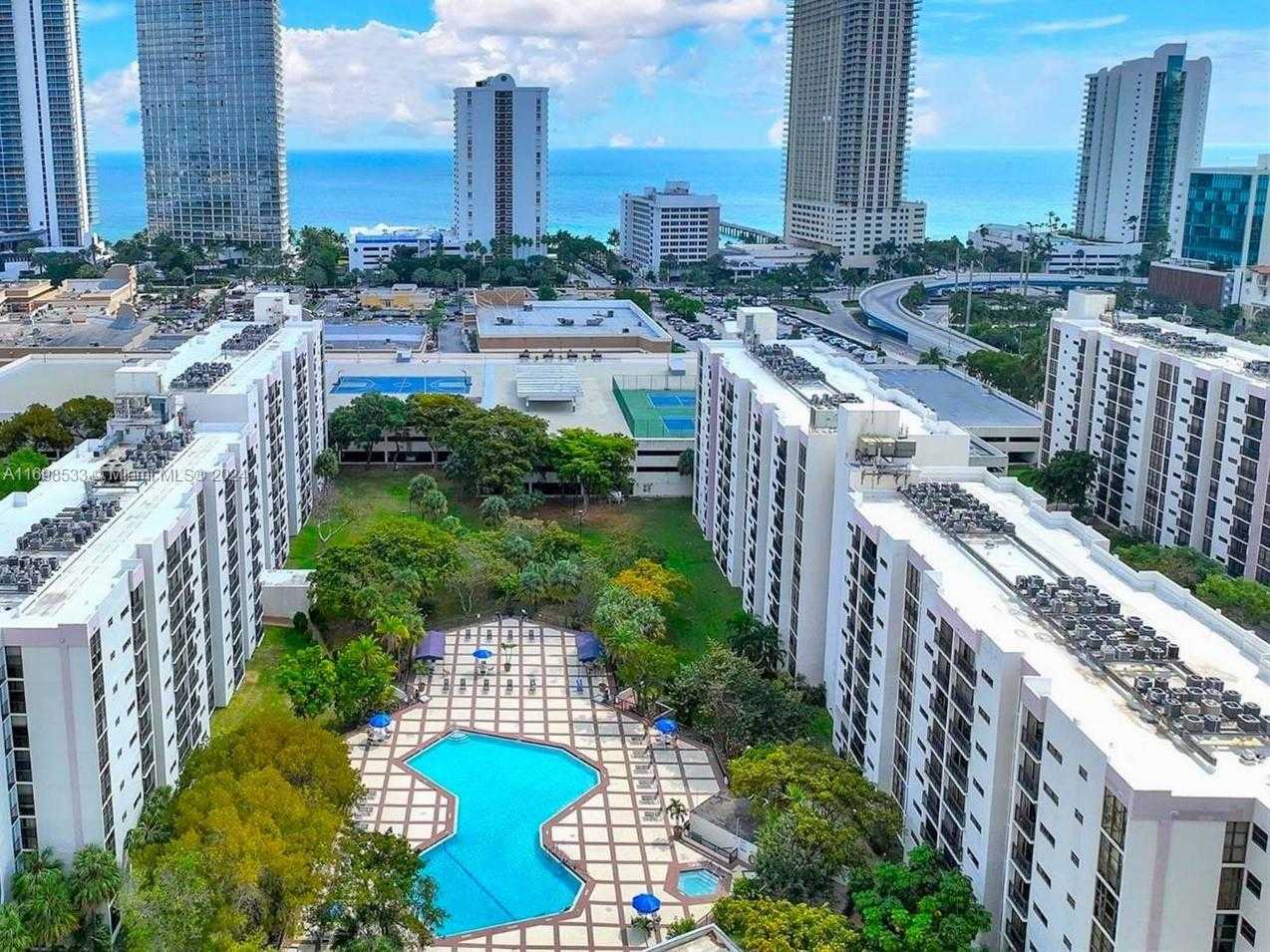 Small Image of 17011 NORTH BAY RD #906, Sunny Isles Beach Number 17