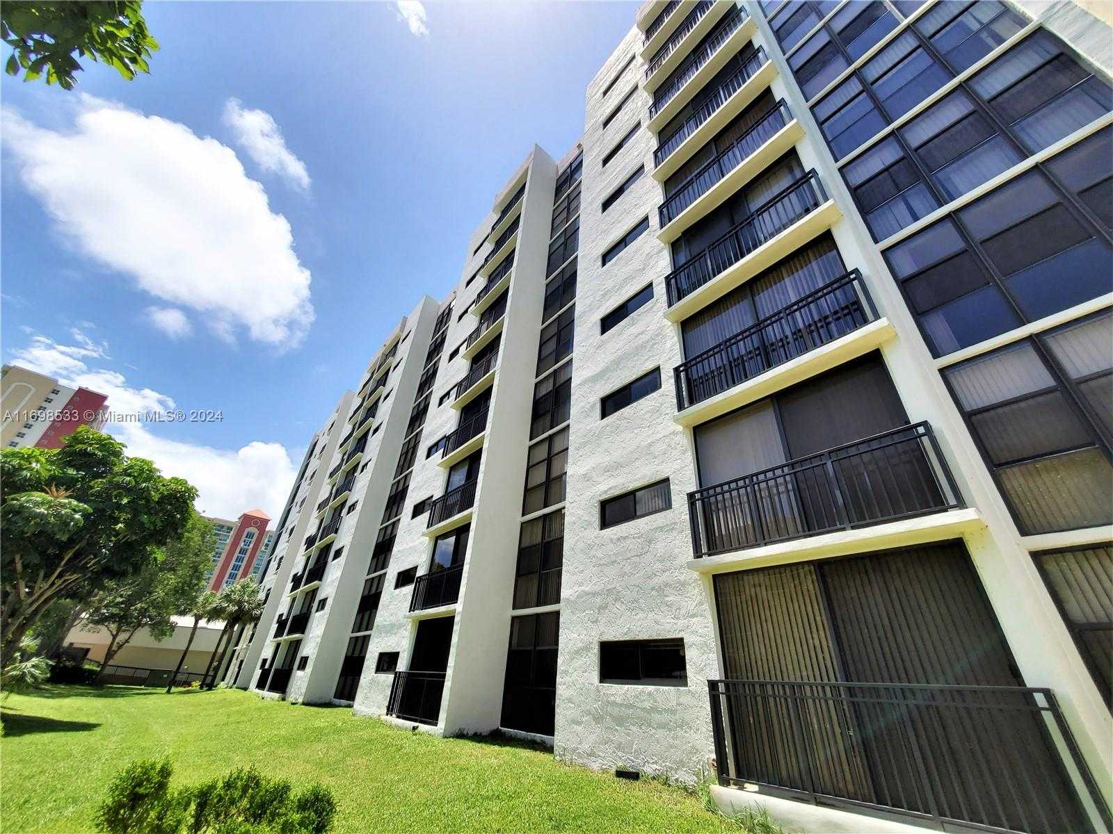 Small Image of 17011 NORTH BAY RD #906, Sunny Isles Beach Number 18