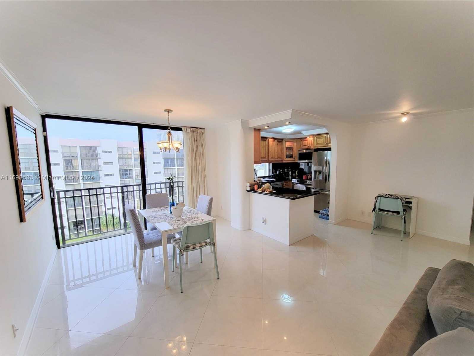 Small Image of 17011 NORTH BAY RD #906, Sunny Isles Beach Number 9