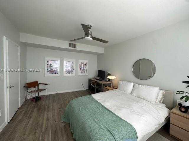 Small Image of 1065 98TH ST #2, Bay Harbor Islands Number 18
