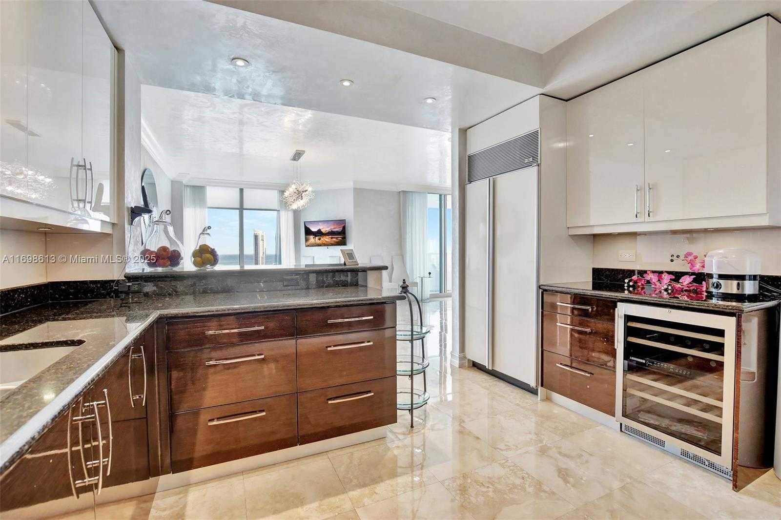 Small Image of 3201 NORTH EAST 183RD ST #2607, Aventura Number 13