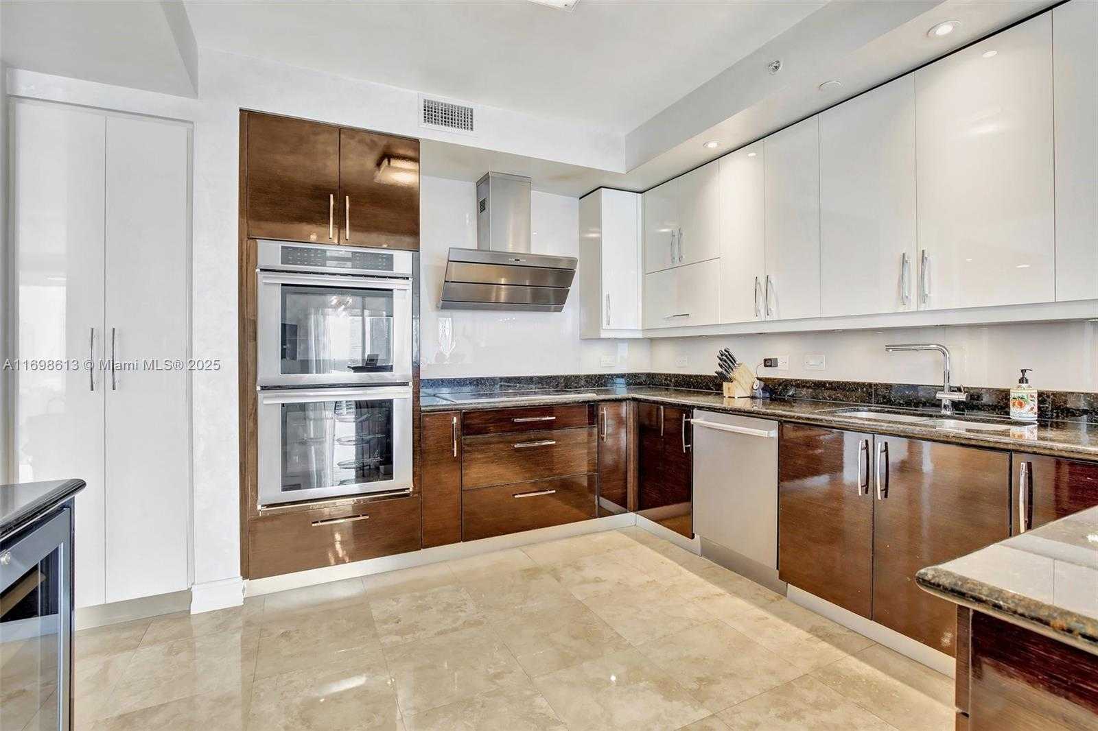 Small Image of 3201 NORTH EAST 183RD ST #2607, Aventura Number 14
