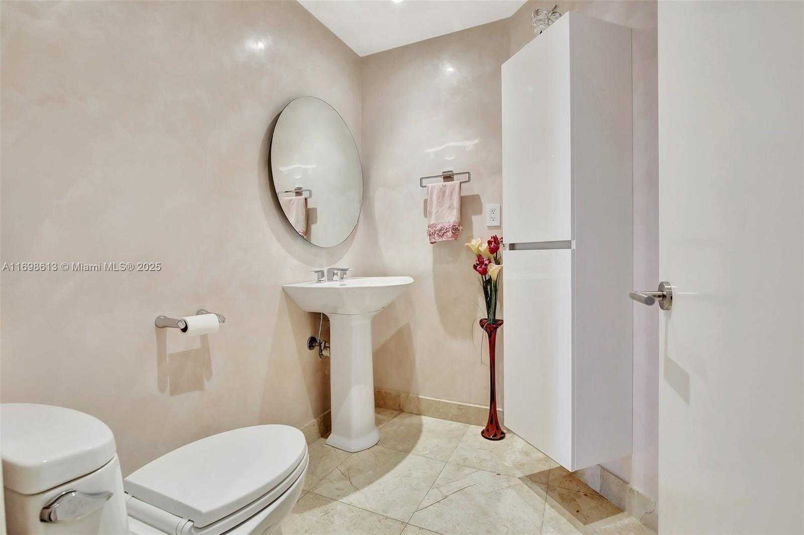 Small Image of 3201 NORTH EAST 183RD ST #2607, Aventura Number 80