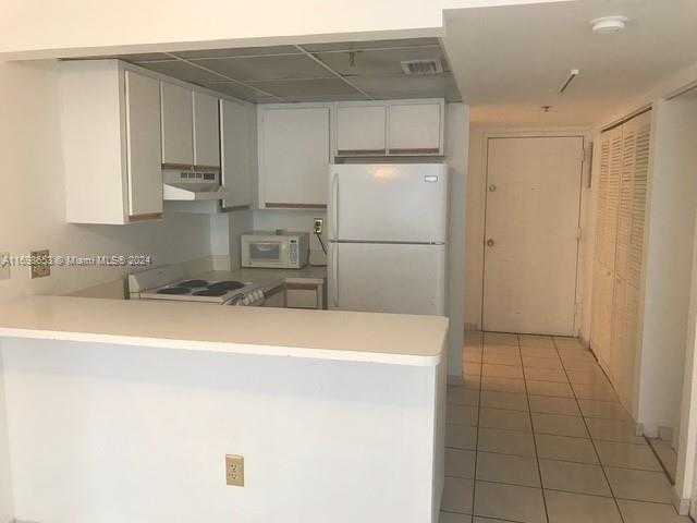 Small Image of 540 BRICKELL KEY DR #830, Miami Number 5