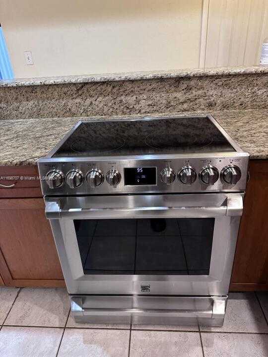 Small Image of 4400 HILLCREST DR #114B, Hollywood Number 4
