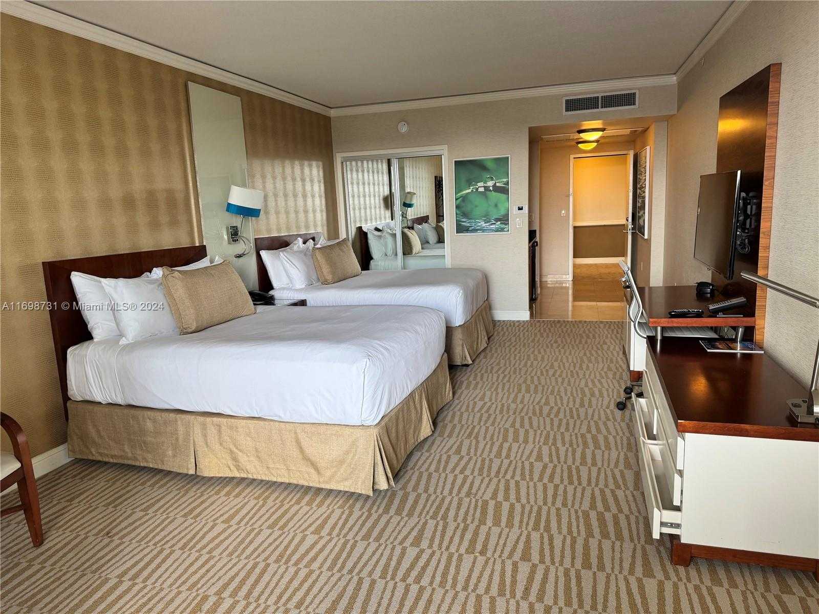 Small Image of 18001 COLLINS AVE #918, Sunny Isles Beach Number 8