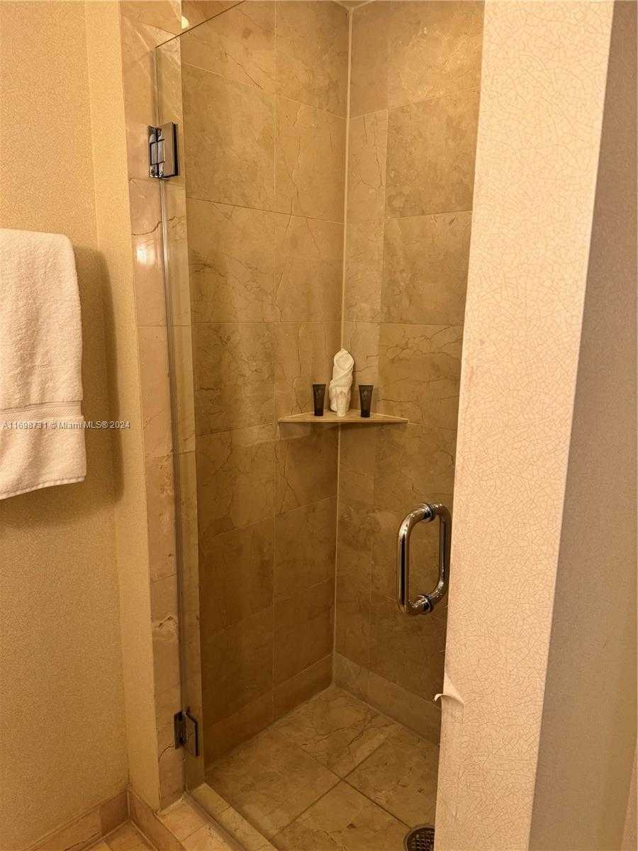Small Image of 18001 COLLINS AVE #918, Sunny Isles Beach Number 9