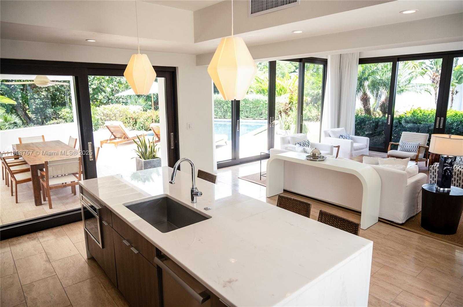 Small Image of 2014 VILLAS AT PINNEY'S BEACH #2014, Out of City Number 7