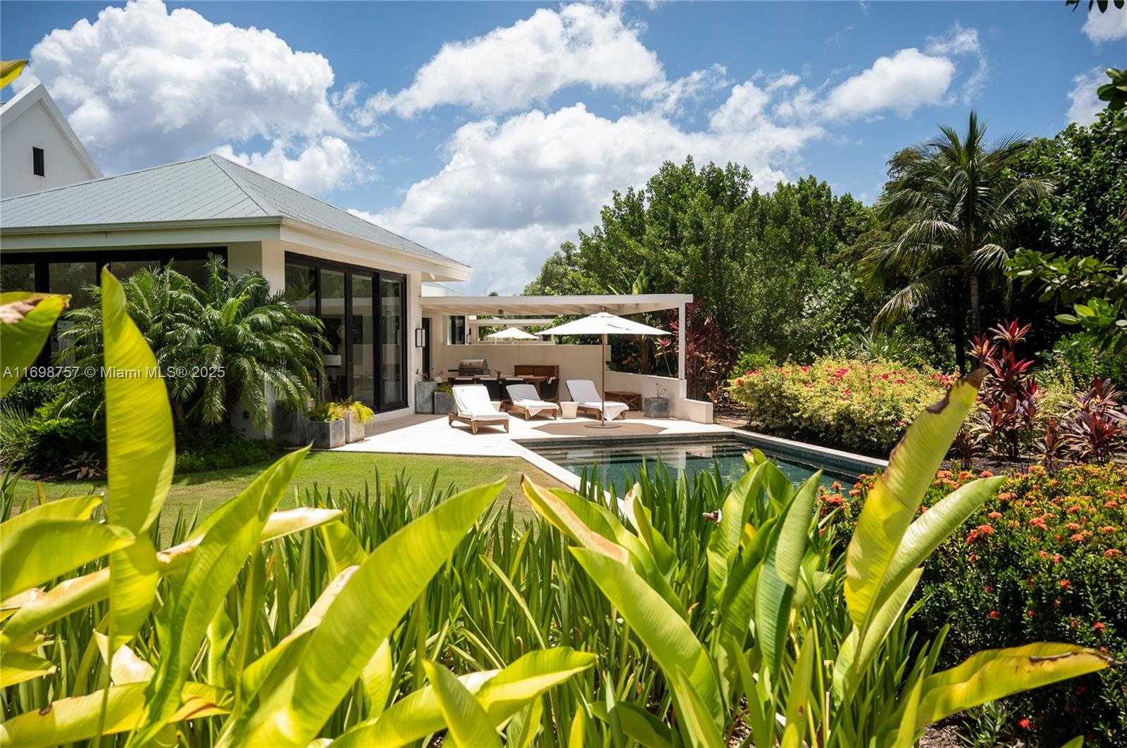 Small Image of 2014 VILLAS AT PINNEY'S BEACH #2014, Out of City Number 9